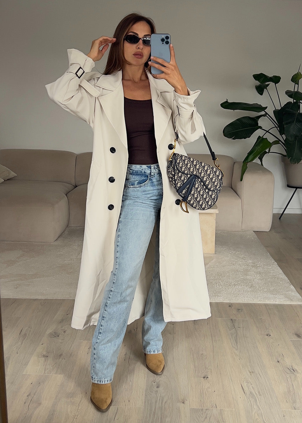 Lightweight Elegant Trench Coat