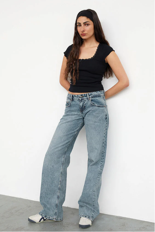Low Rise Straight Jeans