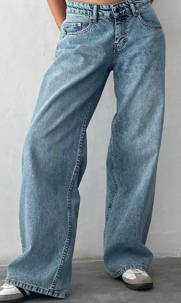 Low Rise Straight Jeans