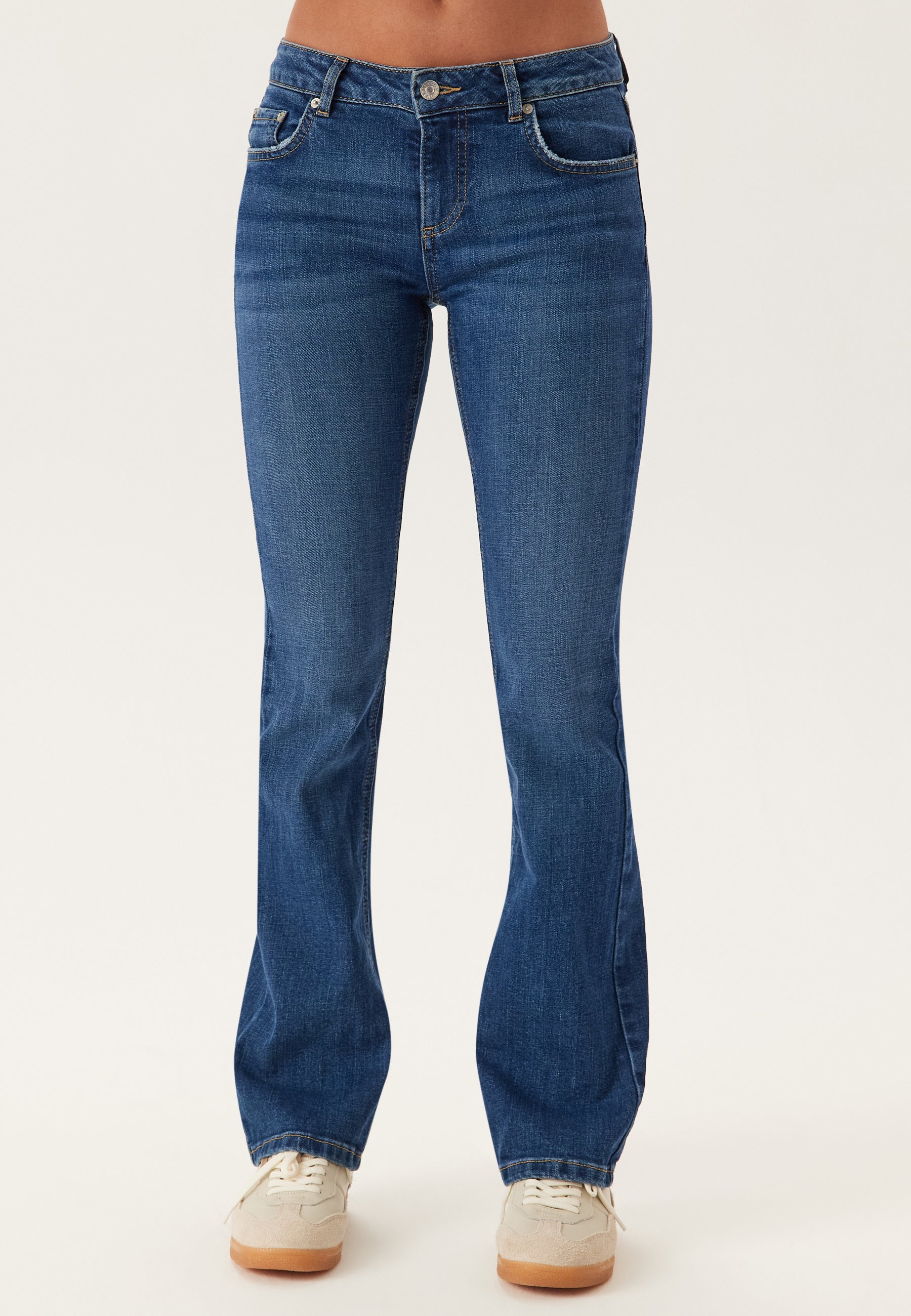 Embroidered Pocket Flare Jeans